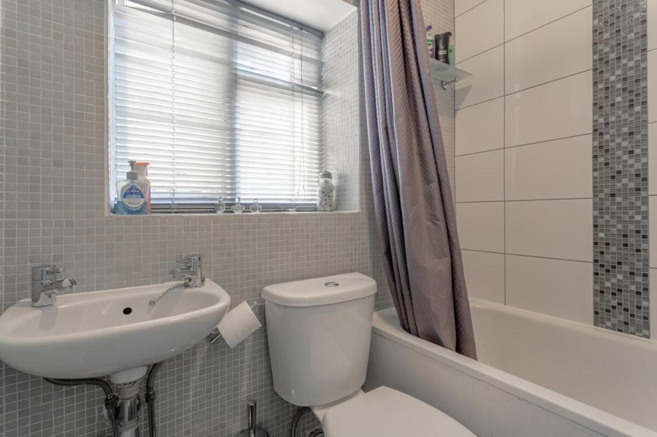Stylish 1 Bed Apartment Near Battersea Park Londýn Exteriér fotografie